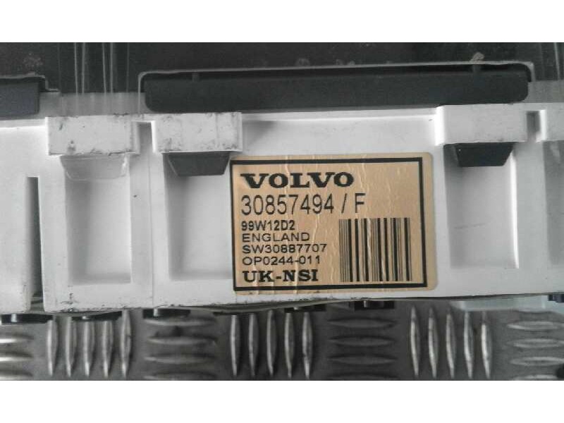 Recambio de cuadro instrumentos para volvo s40 berlina 1.8i   |   10.98 - 12.00 | 1998 - 2000 | 125 cv / 92 kw referencia OEM IA