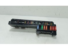 Recambio de caja reles / fusibles para bmw 5 (e60) 525 d referencia OEM IAM    2