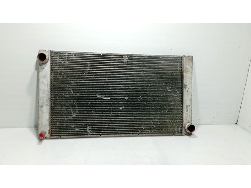 Recambio de radiador agua para bmw 5 (e60) 525 d referencia OEM IAM 17117787440  