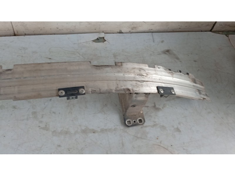 Recambio de refuerzo paragolpes delantero para bmw 5 (e60) 525 d referencia OEM IAM   