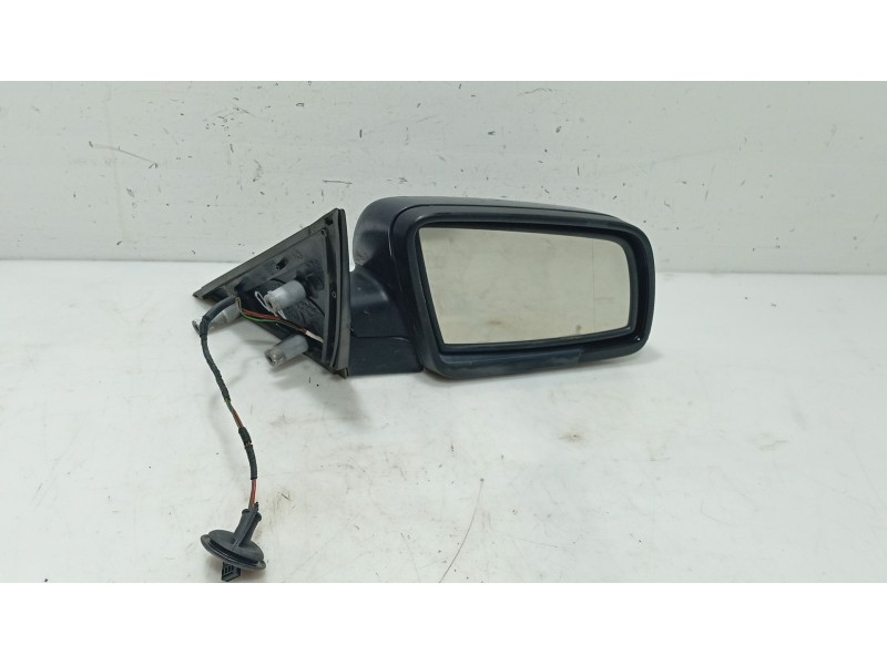 Recambio de retrovisor derecho para bmw 5 (e60) 525 d referencia OEM IAM 51167189688  