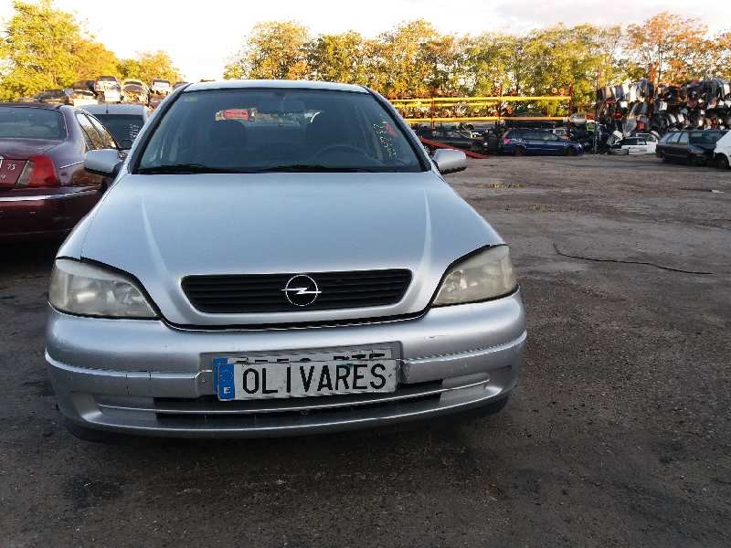 opel astra g berlina del año 1950