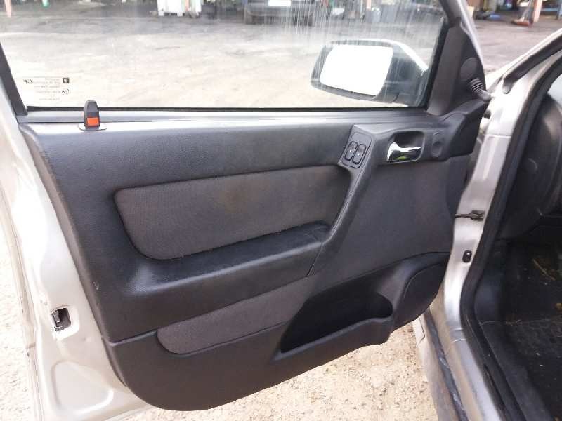 opel astra g berlina del año 1950