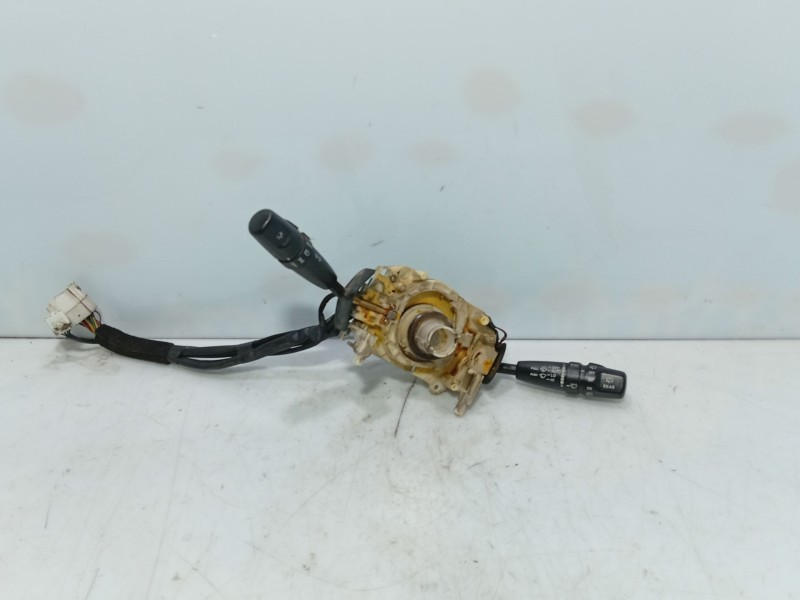 Recambio de mando volante para kia carnival ii (gq) 2.9 crdi referencia OEM IAM   