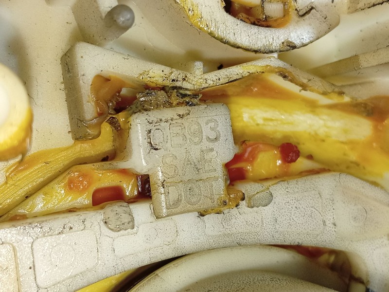 Recambio de mando volante para kia carnival ii (gq) 2.9 crdi referencia OEM IAM   