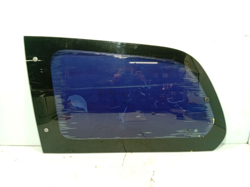 Recambio de luna trasera izquierda para kia carnival ii (gq) 2.9 crdi referencia OEM IAM 0K55273510E  