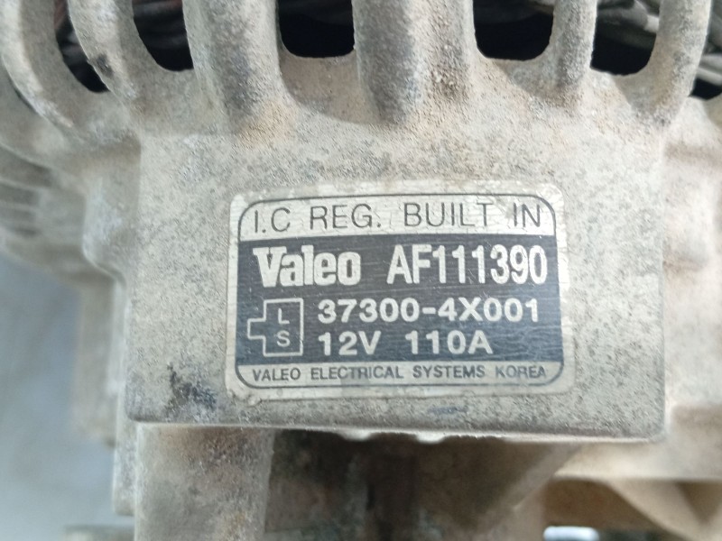 Recambio de alternador para kia carnival ii (gq) 2.9 crdi referencia OEM IAM 373004X003  