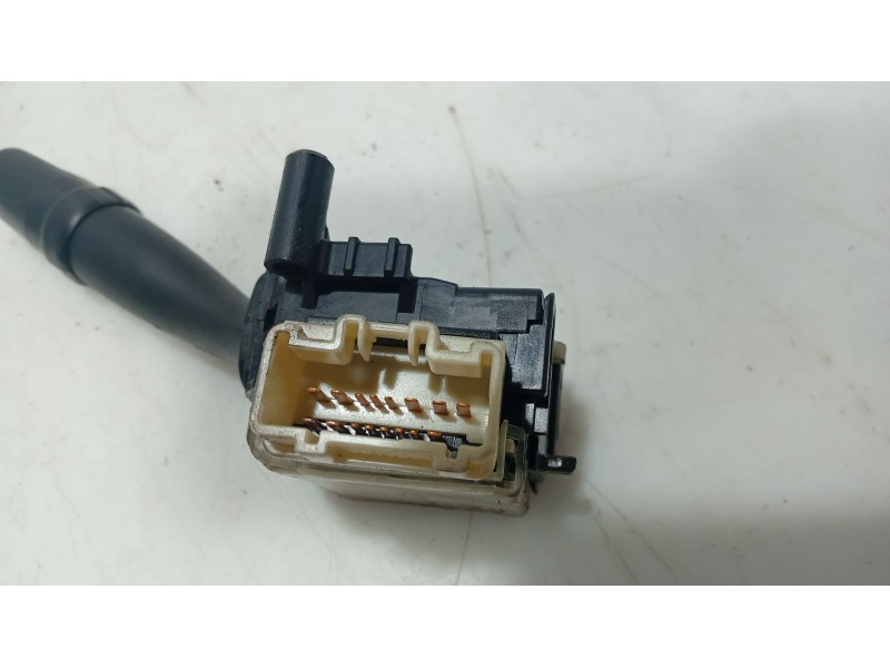 Recambio de mando luces para toyota avensis sedán (_t25_) 2.0 d-4d (cdt250_) referencia OEM IAM   