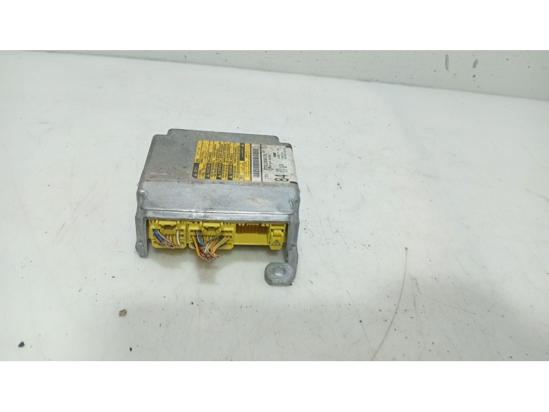 Recambio de centralita airbag para toyota avensis sedán (_t25_) 2.0 d-4d (cdt250_) referencia OEM IAM   