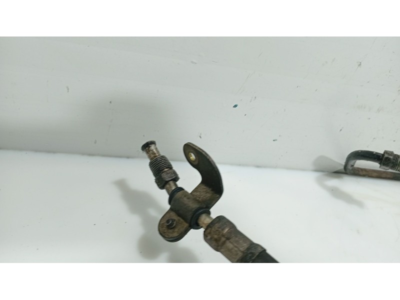 Recambio de tubo para toyota avensis sedán (_t25_) 2.0 d-4d (cdt250_) referencia OEM IAM   