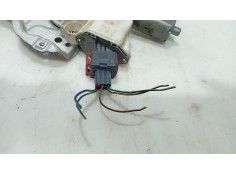 Recambio de elevalunas trasero derecho para toyota avensis sedán (_t25_) 2.0 d-4d (cdt250_) referencia OEM IAM 6983005100   2