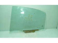 Recambio de luna trasera izquierda para toyota avensis sedán (_t25_) 2.0 d-4d (cdt250_) referencia OEM IAM 6810405100  