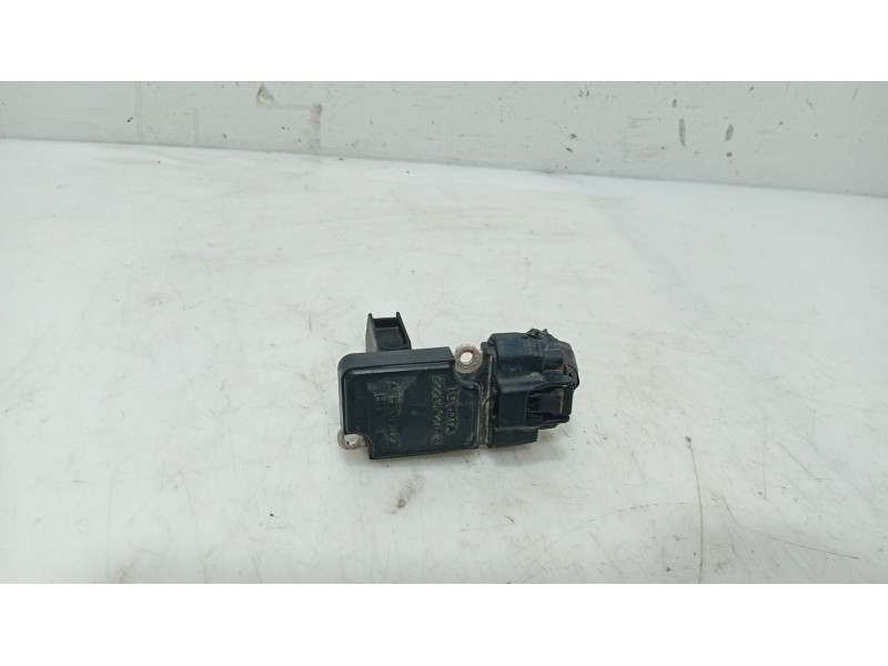 Recambio de caudalimetro para toyota avensis sedán (_t25_) 2.0 d-4d (cdt250_) referencia OEM IAM 2220427010  