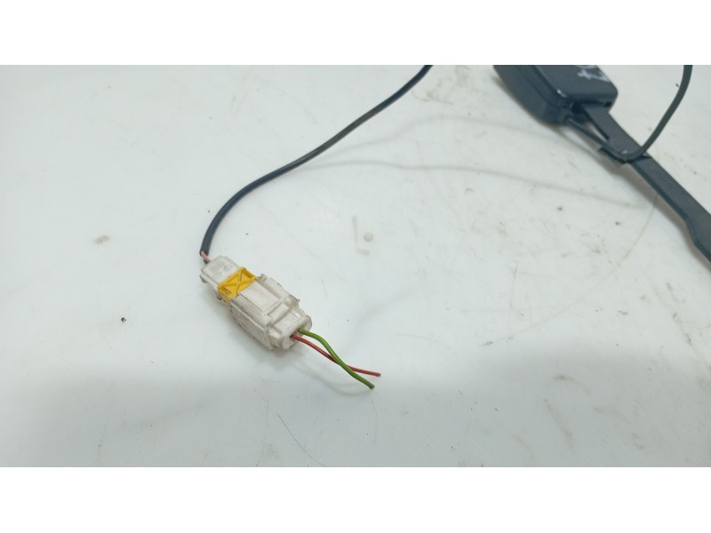 Recambio de anclaje cinturon delantero izquierdo para peugeot 307 (3a/c) 1.6 16v referencia OEM IAM   