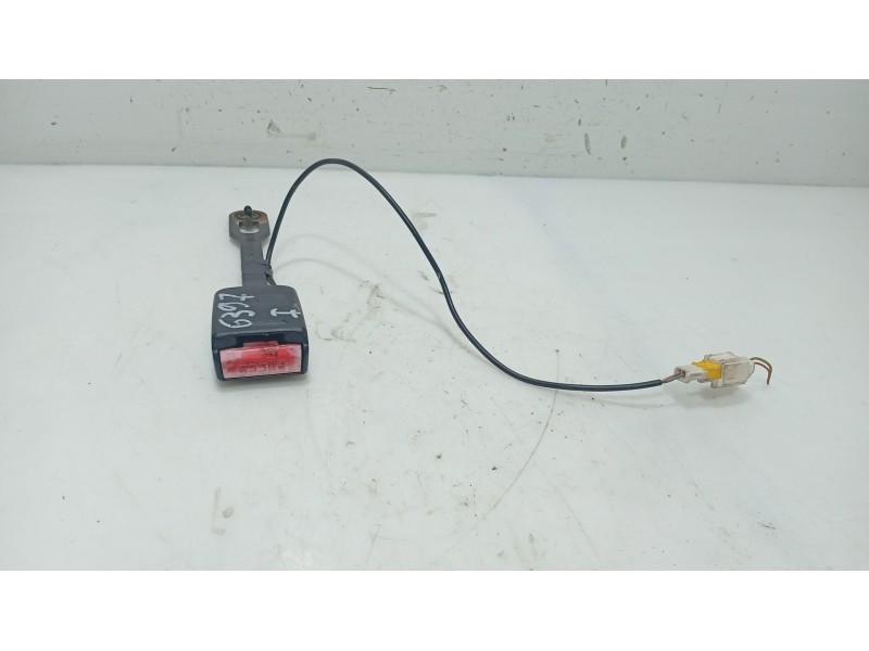 Recambio de anclaje cinturon delantero izquierdo para peugeot 307 (3a/c) 1.6 16v referencia OEM IAM   