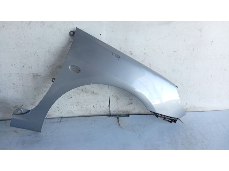 Recambio de aleta delantera derecha para peugeot 307 (3a/c) 1.6 16v referencia OEM IAM 7841N7  