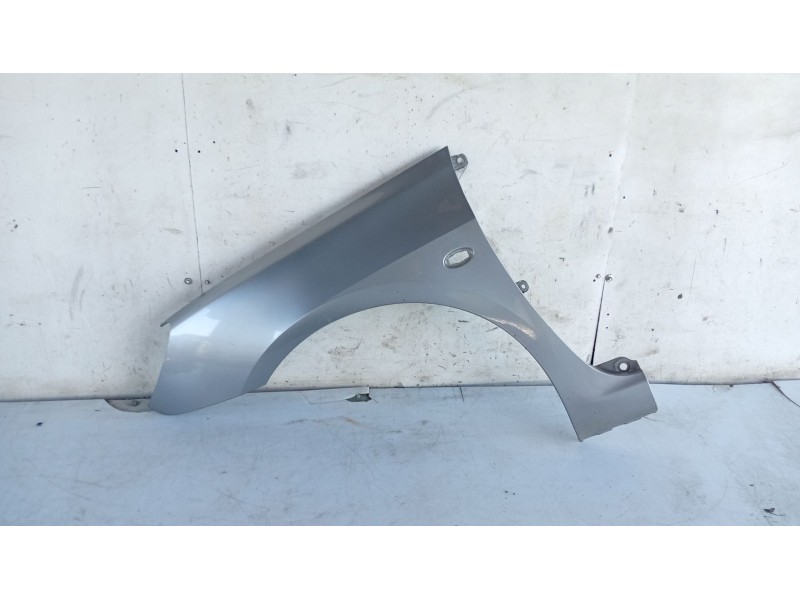 Recambio de aleta delantera izquierda para peugeot 307 (3a/c) 1.6 16v referencia OEM IAM 7840K8  
