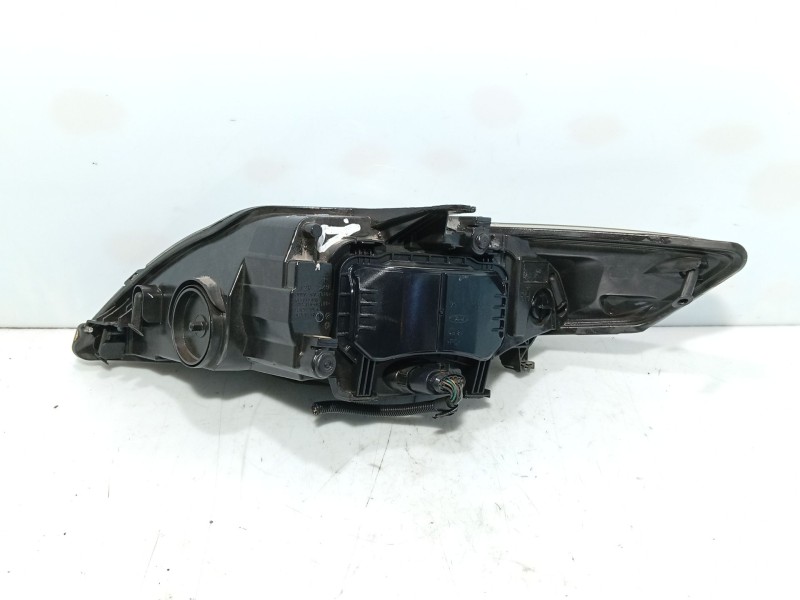 Recambio de faro derecho para ford mondeo iv (ba7) 2.0 tdci referencia OEM IAM 1812688 / 1893202  