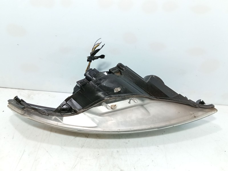 Recambio de faro izquierdo para ford mondeo iv (ba7) 2.0 tdci referencia OEM IAM 1812689 / 1893203  