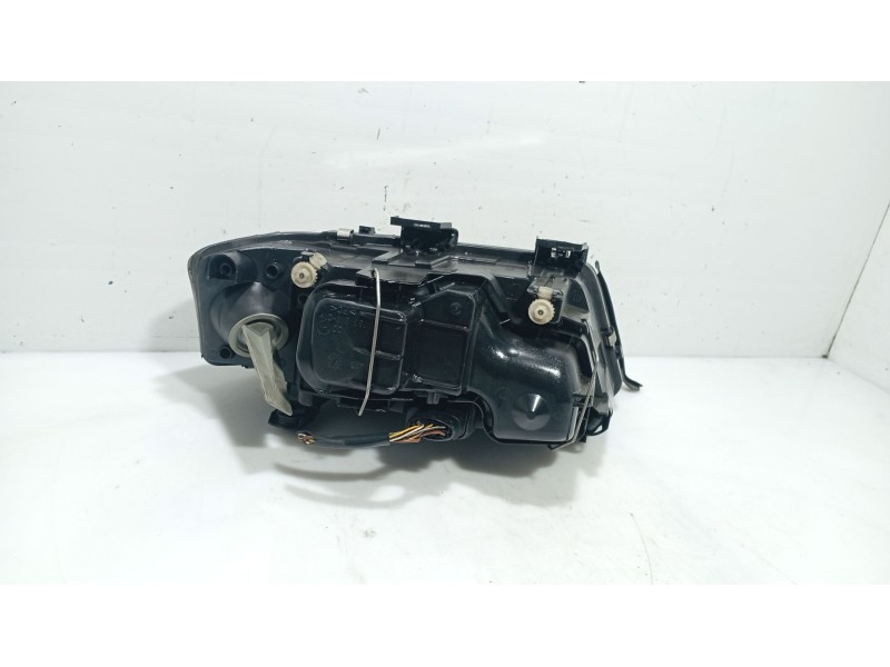 Recambio de faro izquierdo para audi a6 c5 (4b2, 4b4) 2.5 tdi referencia OEM IAM 4B0941029K  
