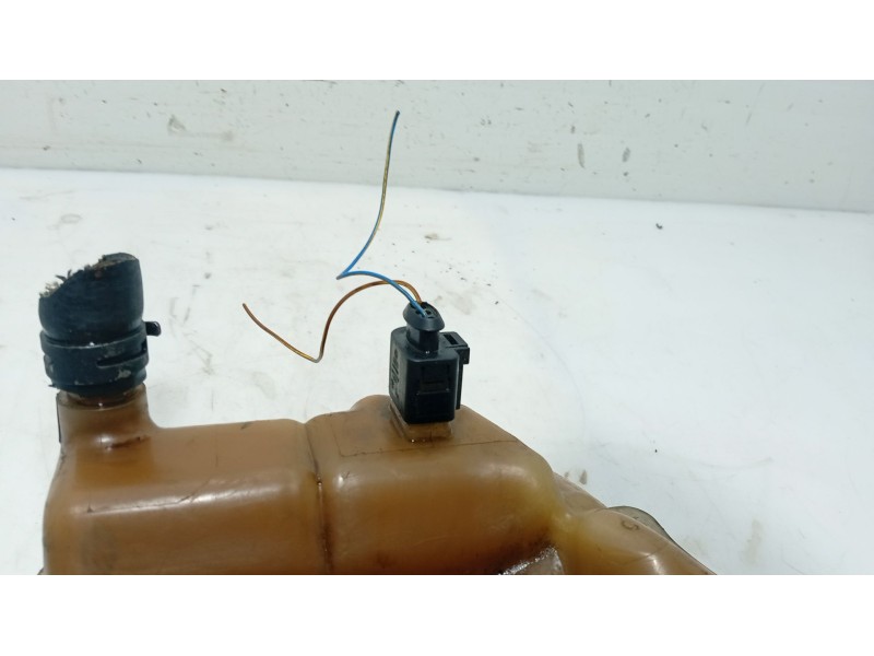 Recambio de deposito expansion para audi a6 c5 (4b2, 4b4) 2.5 tdi referencia OEM IAM 8D0121403L  