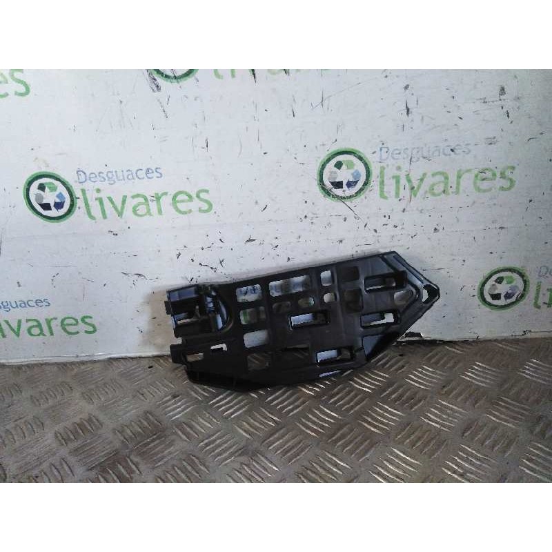 Recambio de no identificado para  referencia OEM IAM 6Q0807178A SOPORTE DELANTERO DE PARAGOLPES DERECHO 