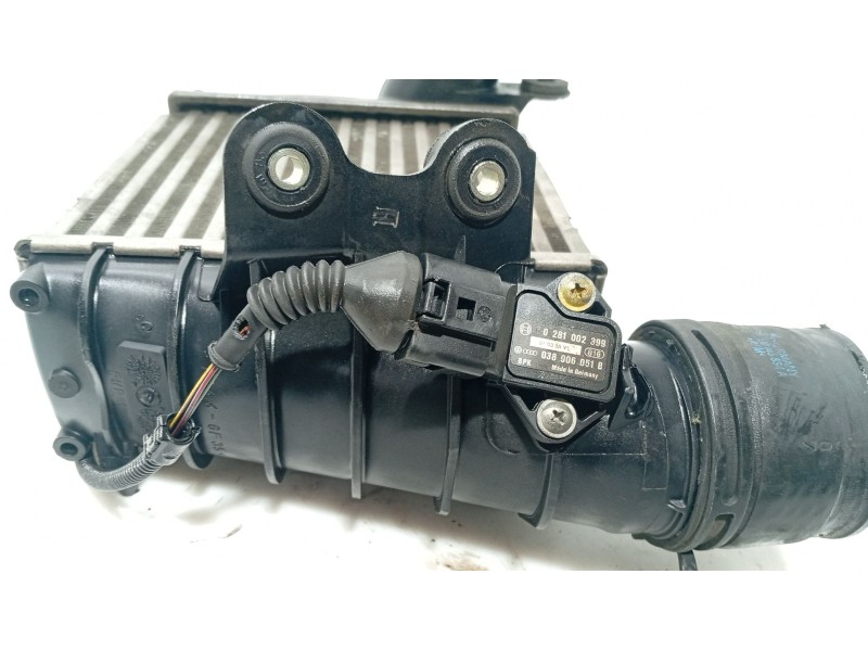 Recambio de intercooler para skoda octavia i (1u2) 1.9 tdi referencia OEM IAM 1J0145803G  