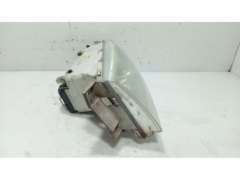 Recambio de faro izquierdo para skoda octavia i (1u2) 1.9 tdi referencia OEM IAM 1U1941017A  
