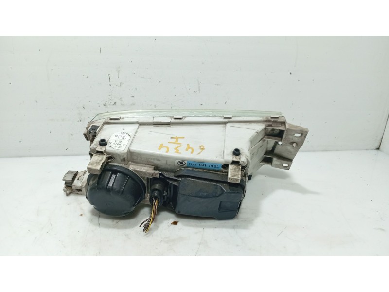 Recambio de faro izquierdo para skoda octavia i (1u2) 1.9 tdi referencia OEM IAM 1U1941017A  