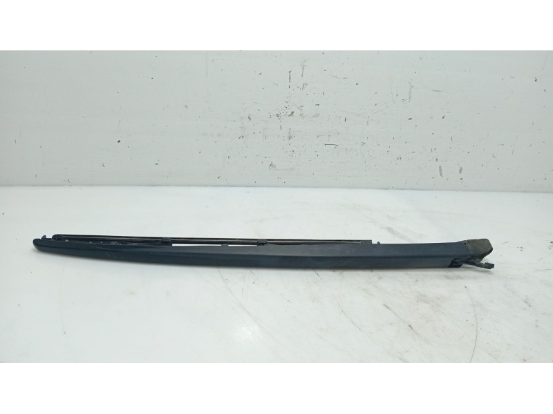 Recambio de brazo limpia trasero para skoda octavia i (1u2) 1.9 tdi referencia OEM IAM 1U6955706A  