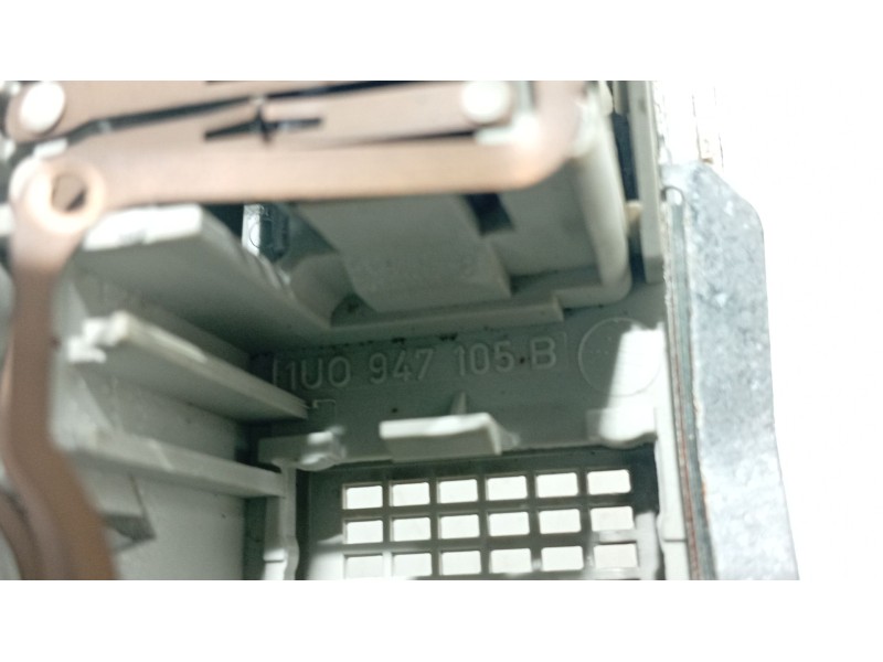 Recambio de luz interior para skoda octavia i (1u2) 1.9 tdi referencia OEM IAM   