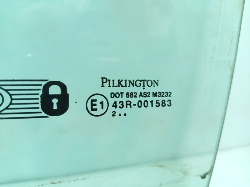 Recambio de luna delantera izquierda para ford fusion (ju_) 1.4 referencia OEM IAM 1336305  