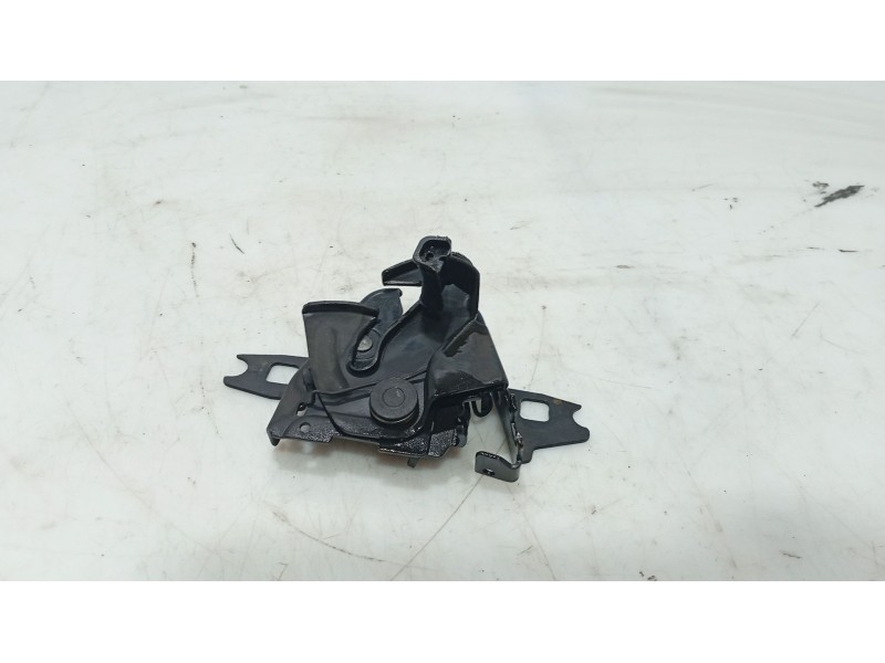 Recambio de cerradura capot para skoda octavia i (1u2) 1.9 tdi referencia OEM IAM 1U0823509G  