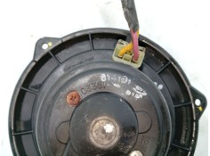 Recambio de ventilador calefaccion para ssangyong rodius i 2.7 xdi referencia OEM IAM 6813021000   2