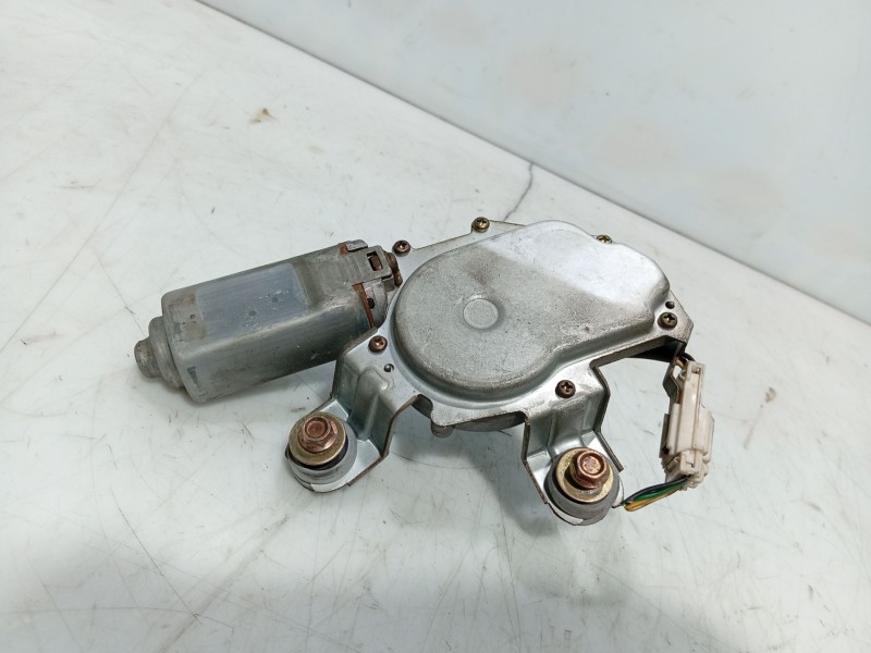 Recambio de motor limpia trasero para ssangyong rodius i 2.7 xdi referencia OEM IAM 8615021003  