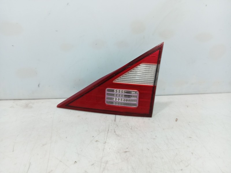 Recambio de piloto trasero derecho para ssangyong rodius i 2.7 xdi referencia OEM IAM   