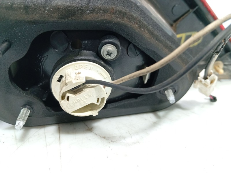 Recambio de piloto trasero derecho para ssangyong rodius i 2.7 xdi referencia OEM IAM   