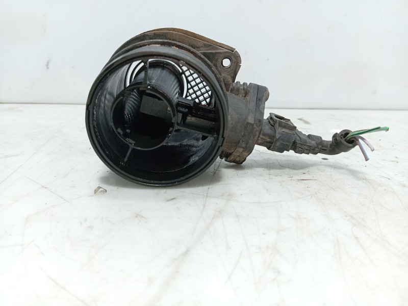 Recambio de caudalimetro para ssangyong rodius i 2.7 xdi referencia OEM IAM   