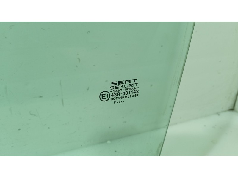 Recambio de luna delantera izquierda para seat ibiza iii (6l1) 2.0 referencia OEM IAM 6L3845201  