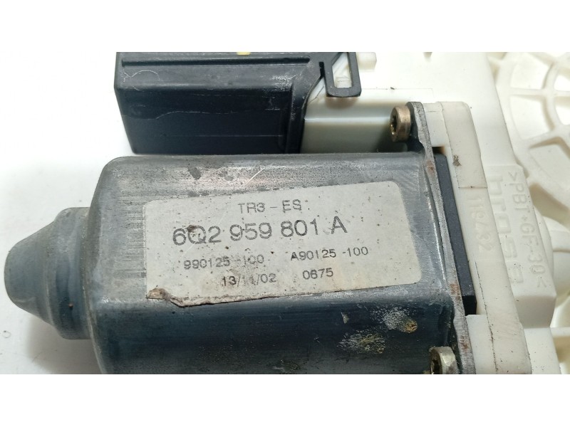 Recambio de motor elevalunas delantero derecho para seat ibiza iii (6l1) 2.0 referencia OEM IAM   