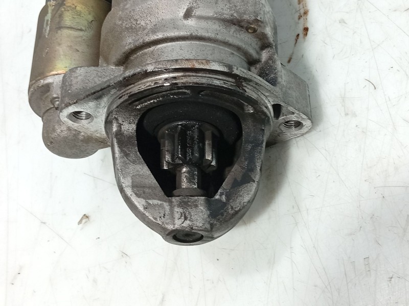 Recambio de motor arranque para ssangyong rodius i 2.7 xdi referencia OEM IAM 6651510201  