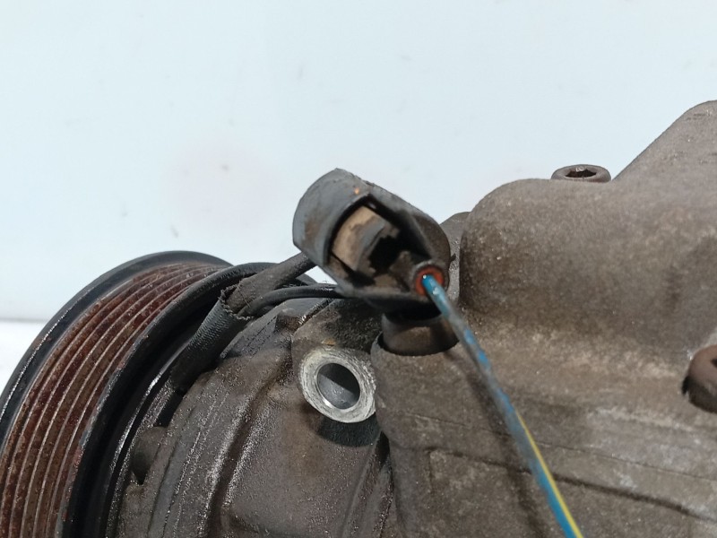 Recambio de compresor aire acondicionado para ssangyong rodius i 2.7 xdi referencia OEM IAM   