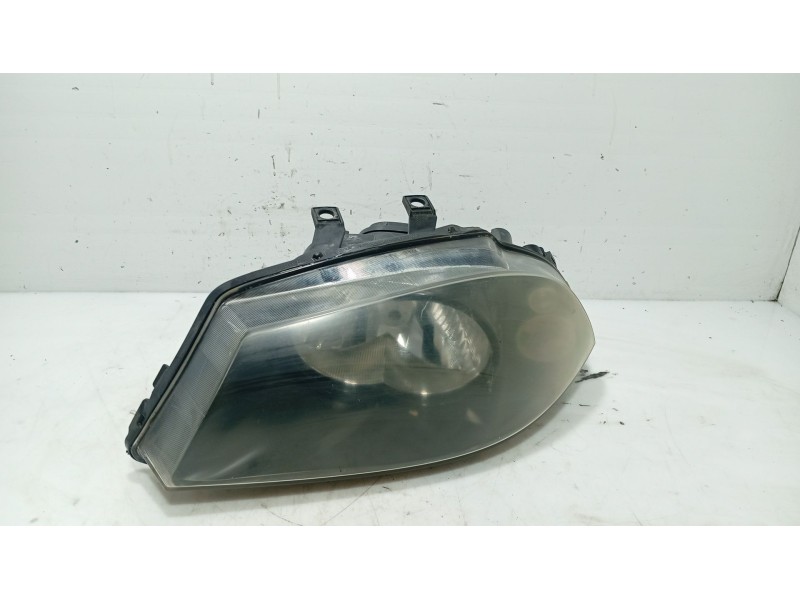 Recambio de faro izquierdo para seat ibiza iii (6l1) 2.0 referencia OEM IAM 6L1941751M  