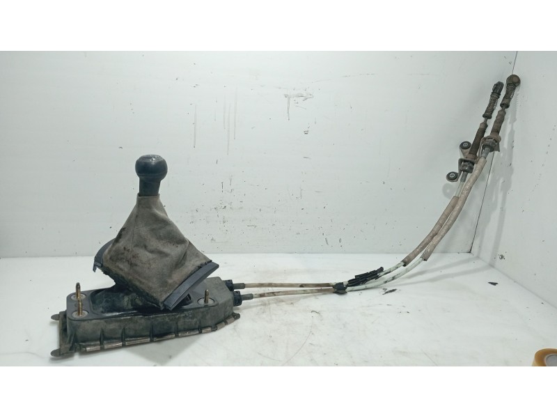 Recambio de palanca cambio para seat ibiza iii (6l1) 2.0 referencia OEM IAM 1J0711112E  