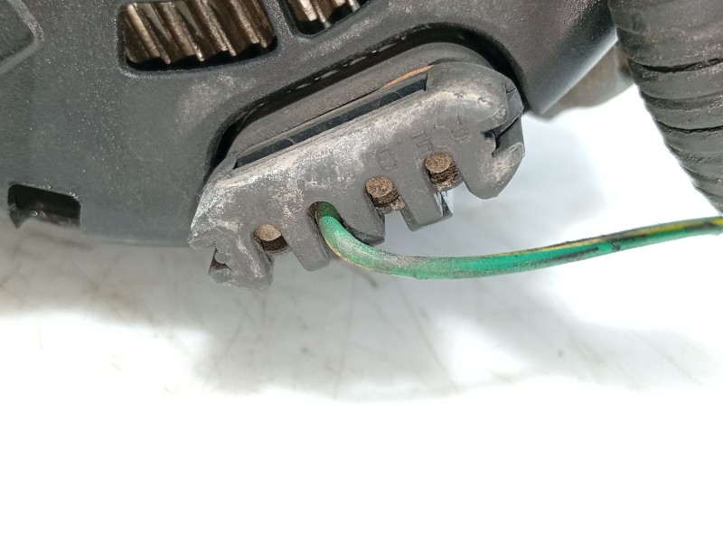 Recambio de alternador para ssangyong rodius i 2.7 xdi referencia OEM IAM   