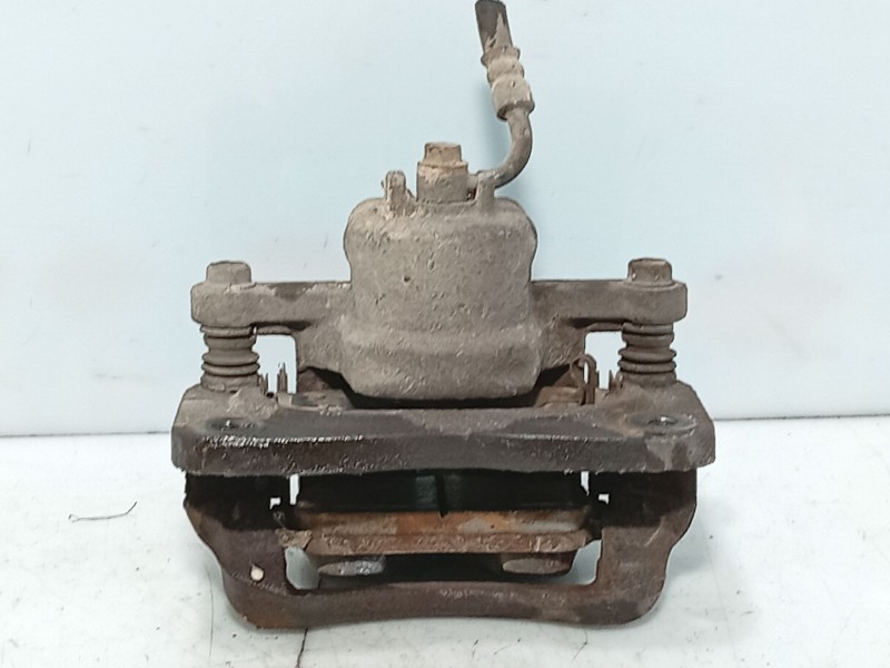 Recambio de pinza freno trasera derecha para ssangyong rodius i 2.7 xdi referencia OEM IAM 4844021102  