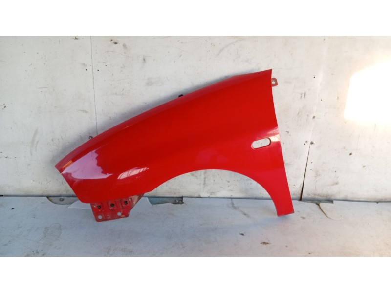 Recambio de aleta delantera izquierda para seat ibiza iii (6l1) 2.0 referencia OEM IAM 6L0821021C  