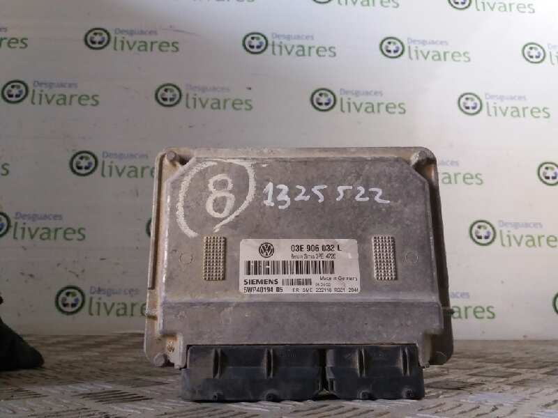 Recambio de centralita motor uce para  referencia OEM IAM 03E906033P 5WP4019605 