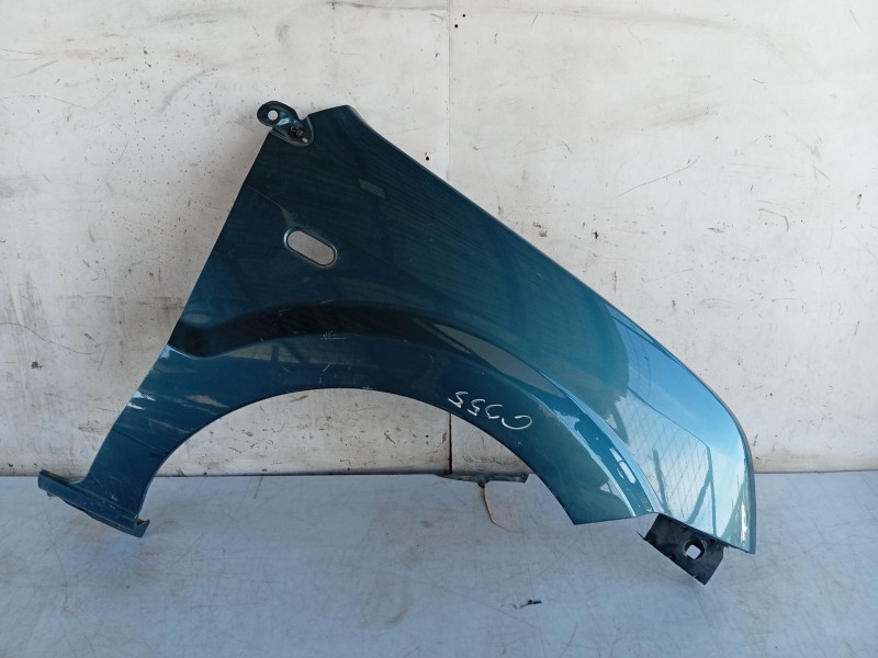 Recambio de aleta delantera derecha para ford fusion (ju_) 1.4 referencia OEM IAM 1420114  