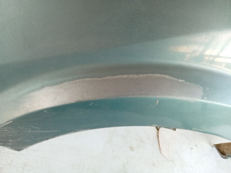 Recambio de aleta delantera izquierda para ford fusion (ju_) 1.4 referencia OEM IAM 1420115  